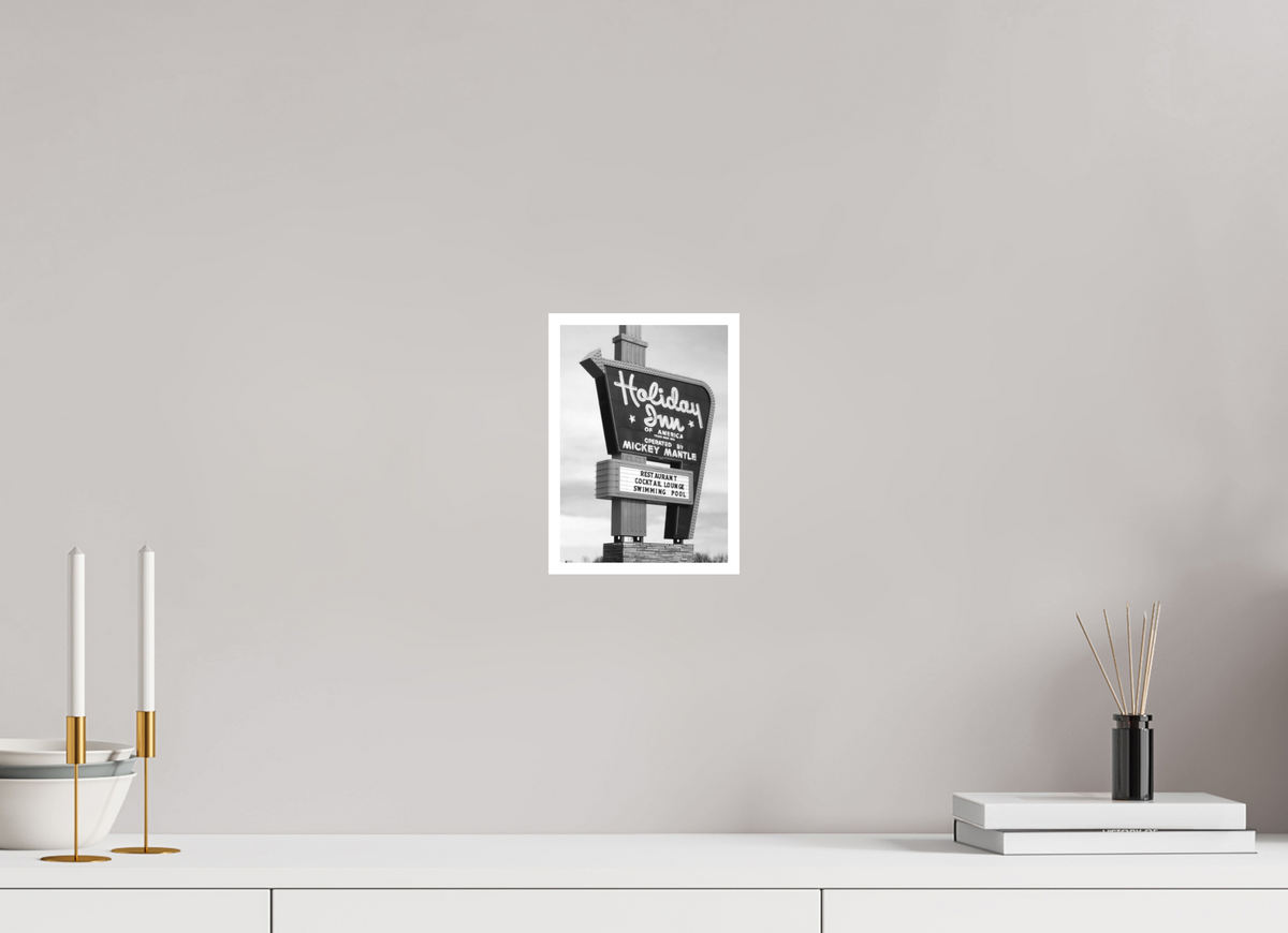 ISO A5 (14,8 x 21 cm), Ilford B&W Photo Print Under Acrylic Glass Hotel, Motel