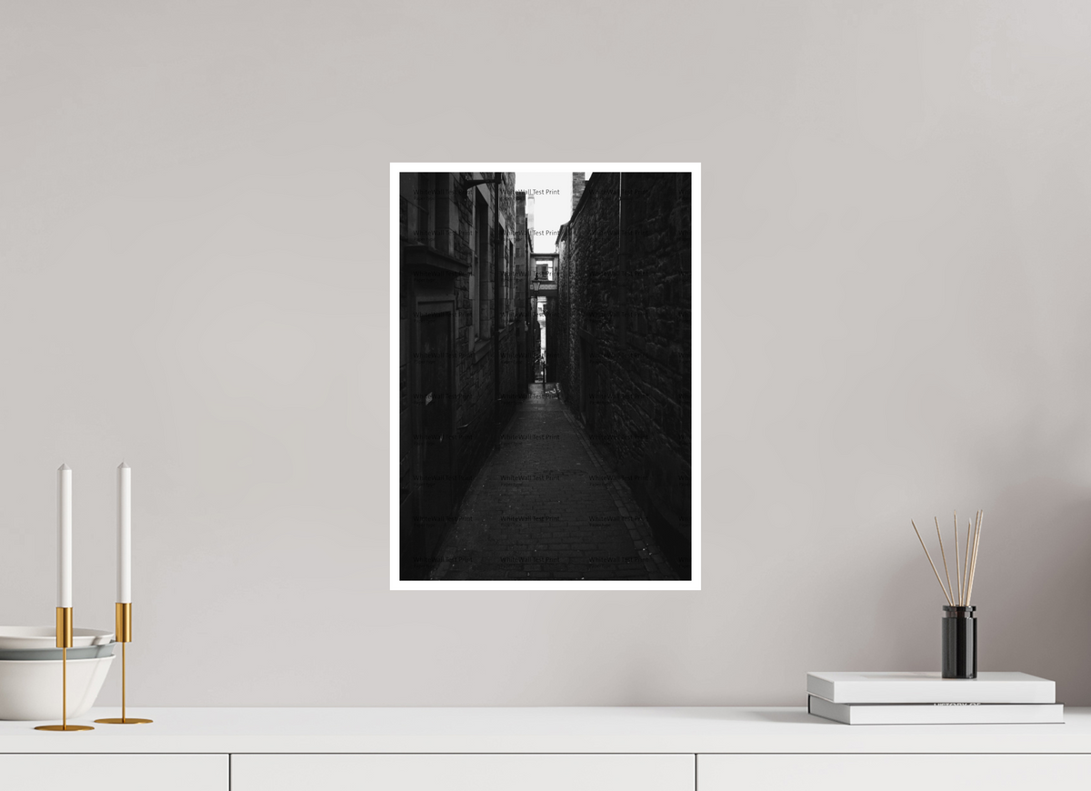 12 x 16.8″, Fine Art Print Anchor Close, Edinburgh