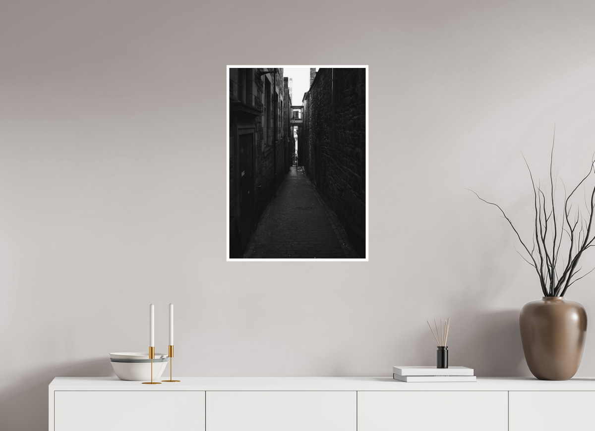 20 x 28″, Ilford B&W Photo Print Under Acrylic Glass Anchor Close, Edinburgh