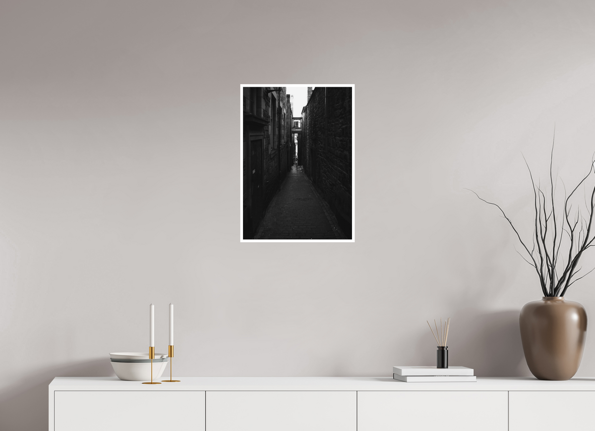 16 x 22.4″, Ilford B&W Photo Print Under Acrylic Glass Anchor Close, Edinburgh