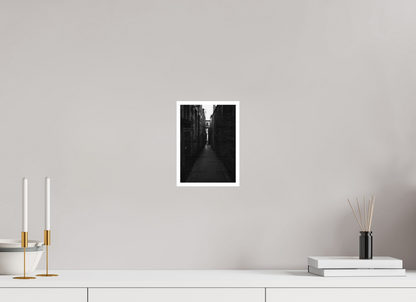6 x 8.4″, Fine Art Print Anchor Close, Edinburgh